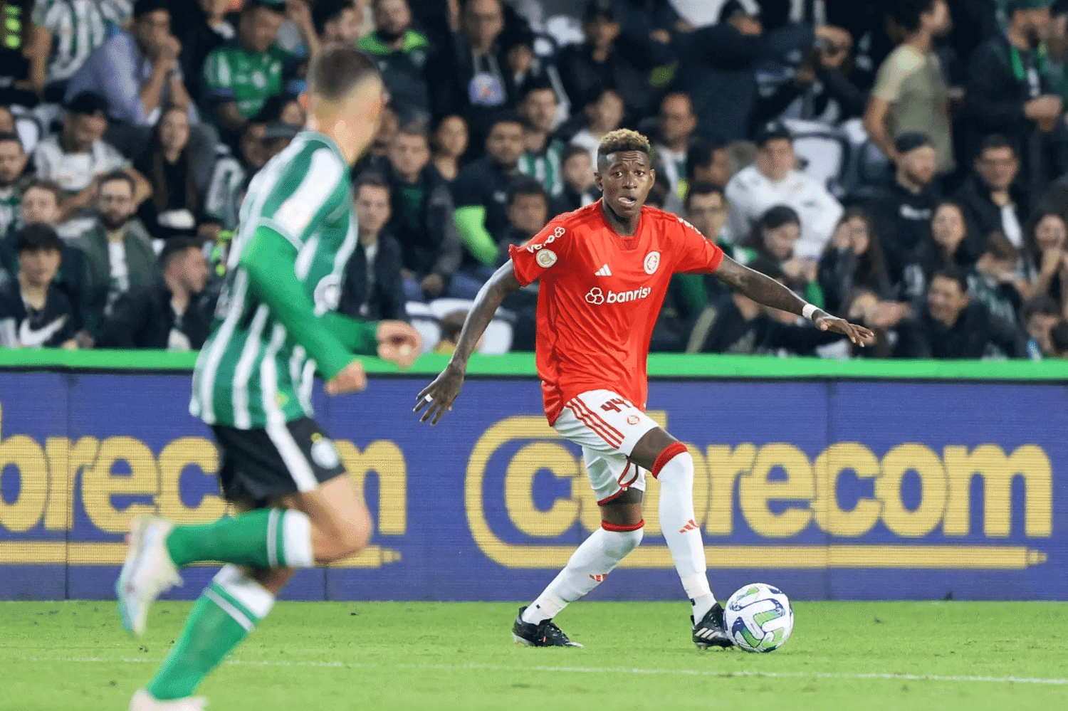 Inter empata com o Coritiba fora de casa